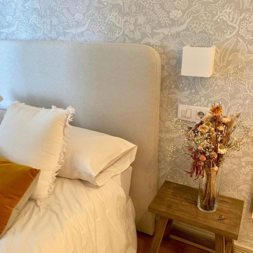 Cabecero de cama tapizado